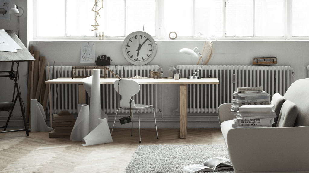 Ant Stackable Chair 3 Legs Unuph