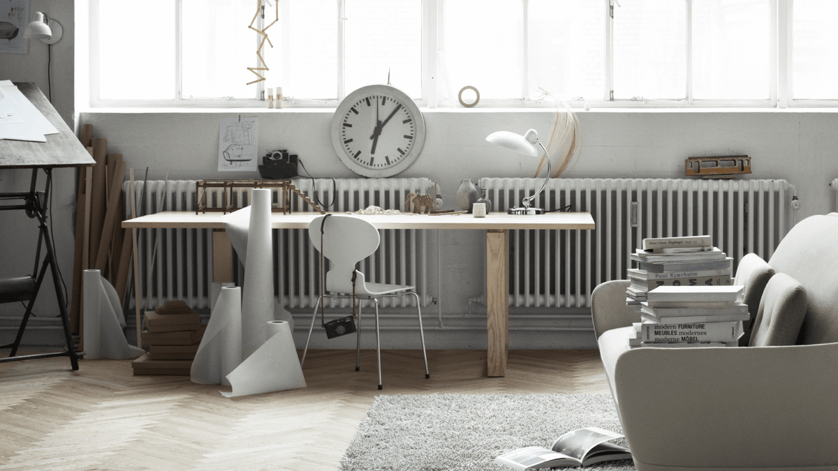 Ant Stackable Chair 3 Legs Unuph