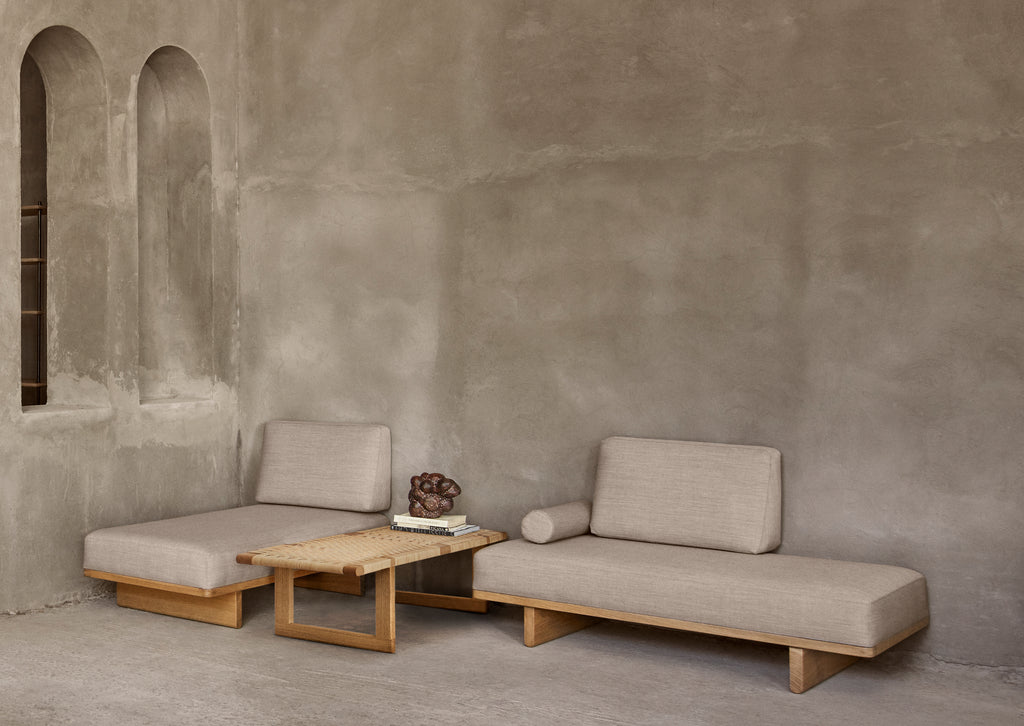 BM0865 Daybed - Inc. Timber Base & Seat