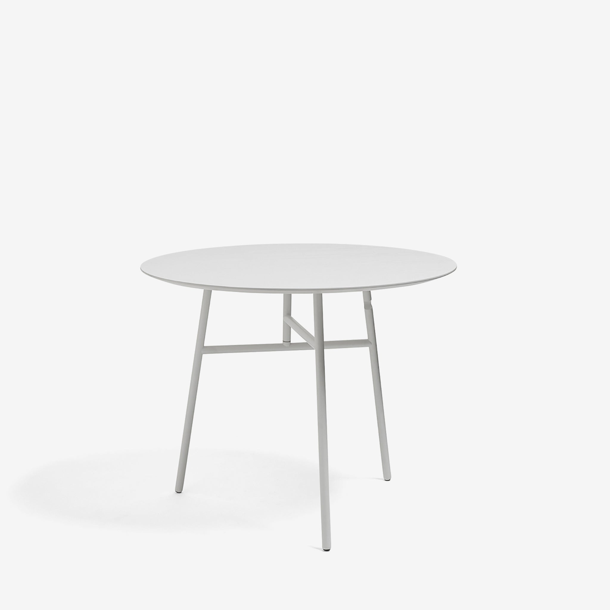Tilt Top table Ø90 x H74 cm