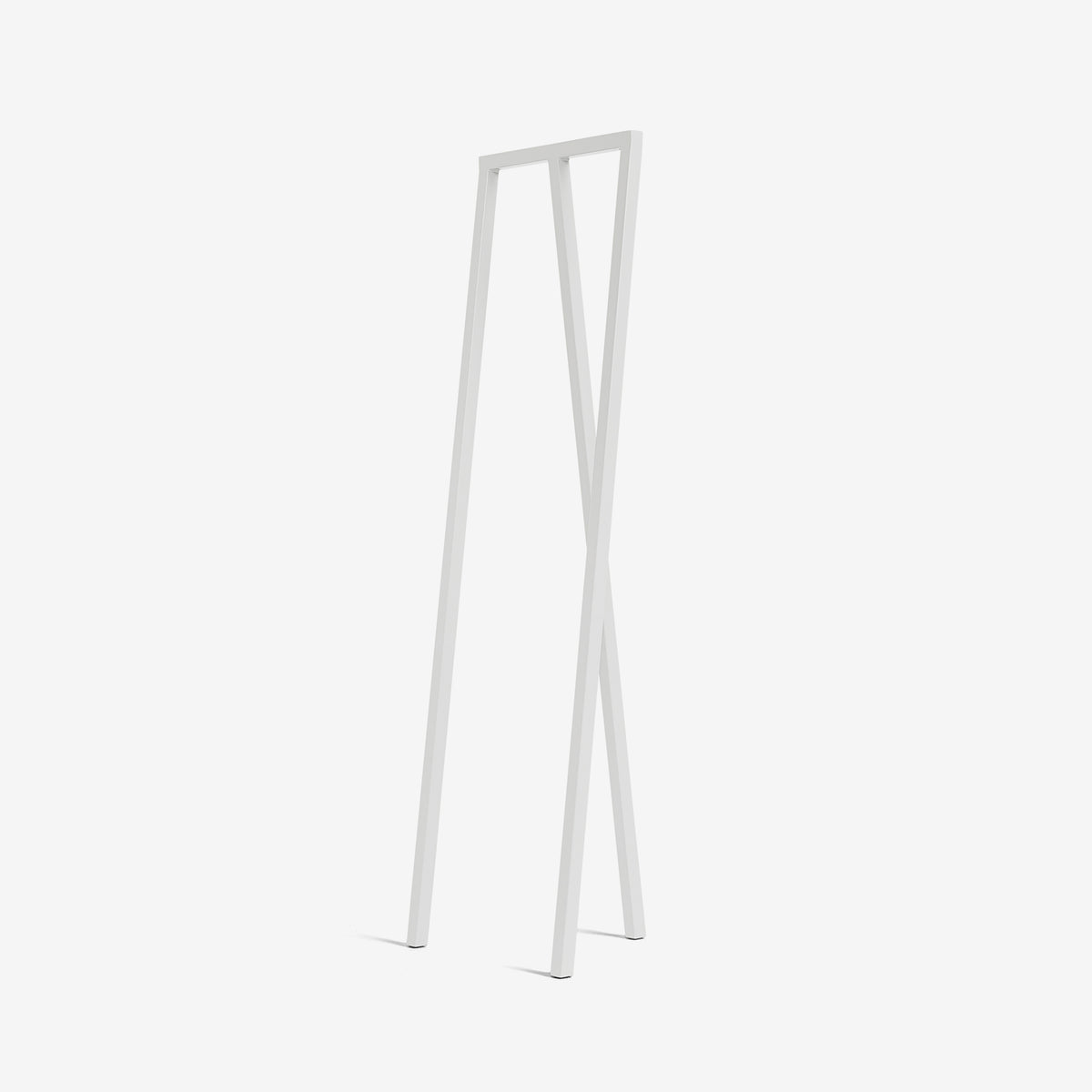 Stand Loop Loop Stand Hall – Cult - Design First