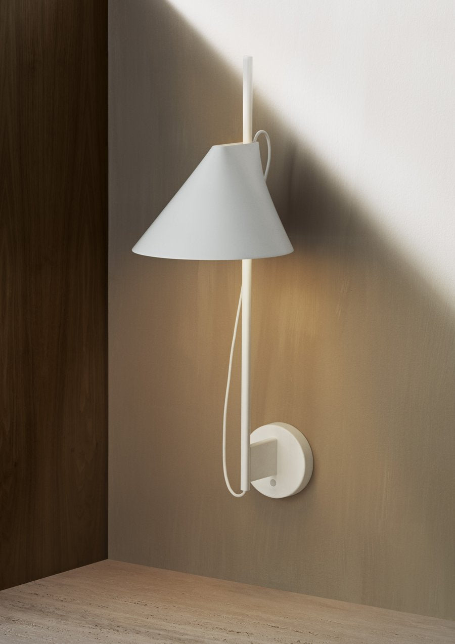 Yuh wall lamp