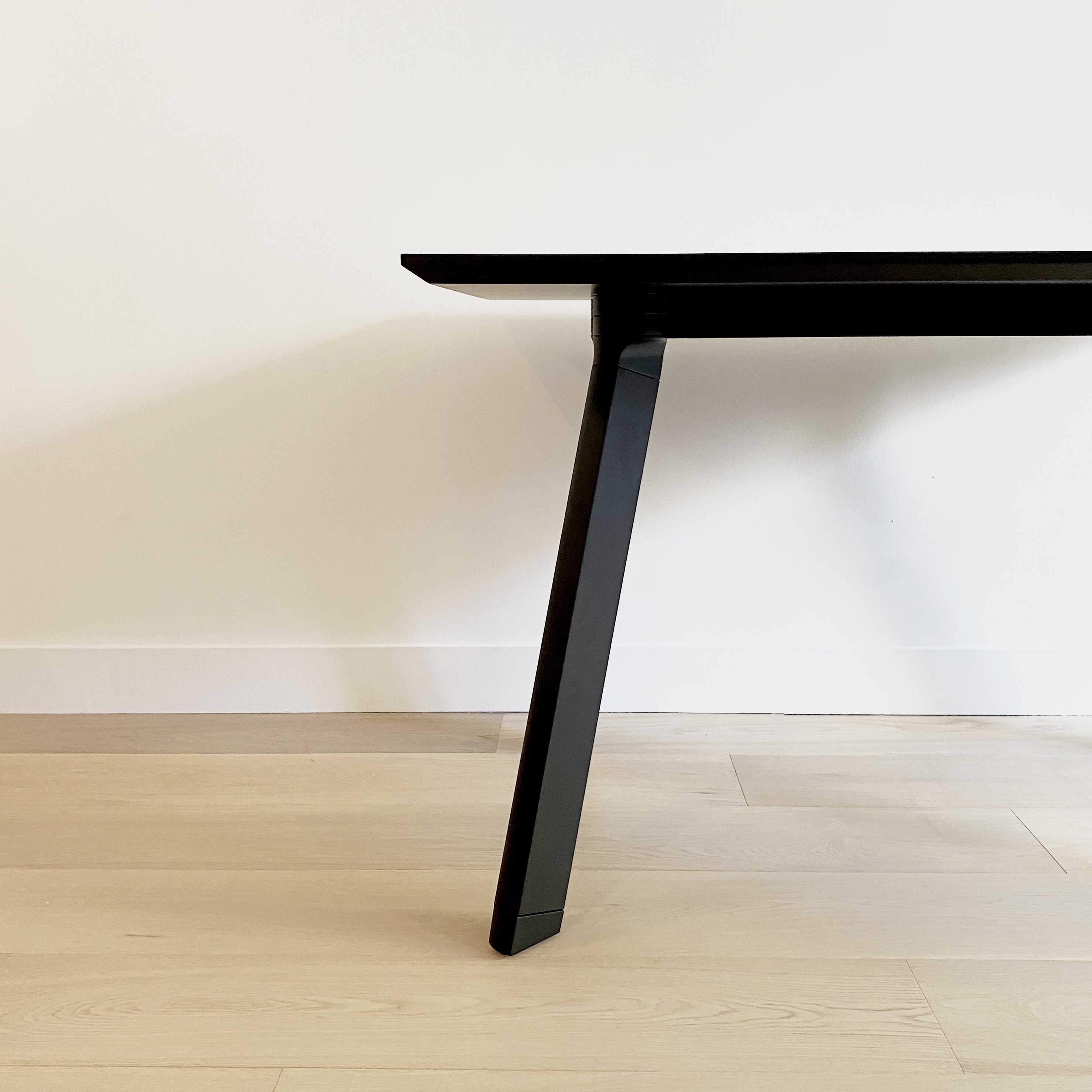Chameleon desk, 1200mmW x 750mmD