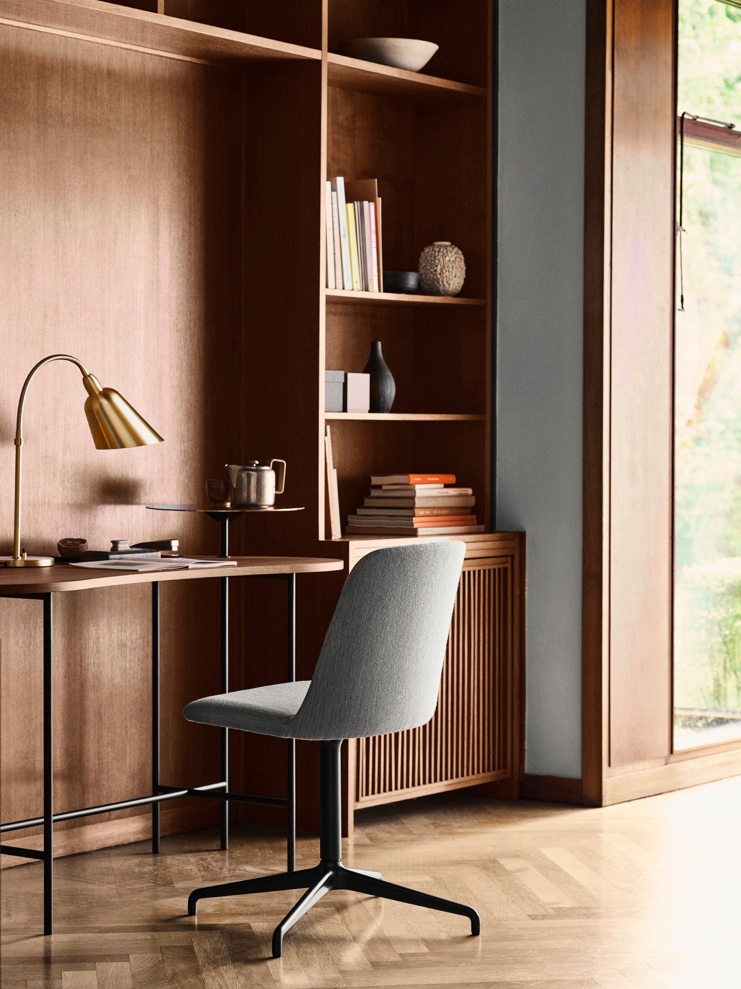 Rely HW14 Chair