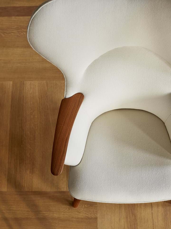 CH78 Lounge Chair - Oak Base