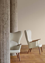 CH78 Lounge Chair - Walnut Base