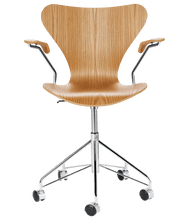 Series 7™ Swivel Armchair Veneer