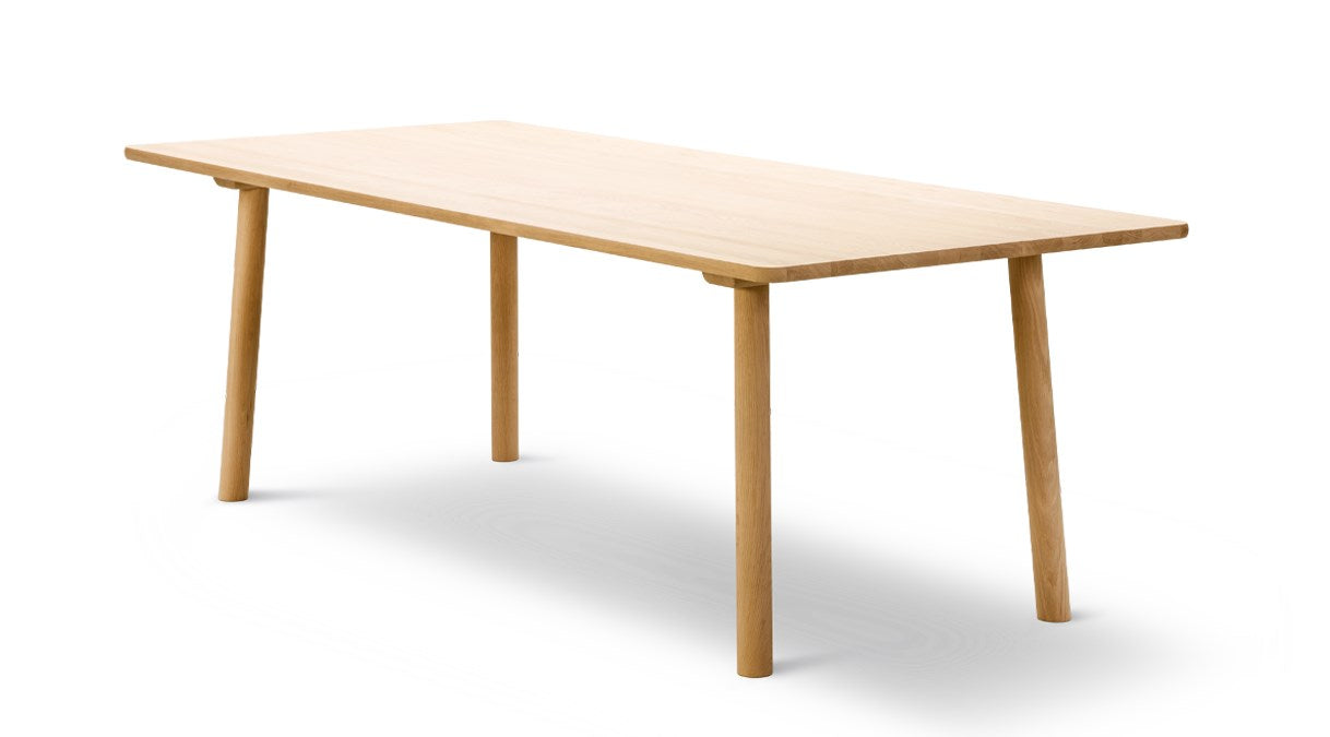 Taro Dining Table 220