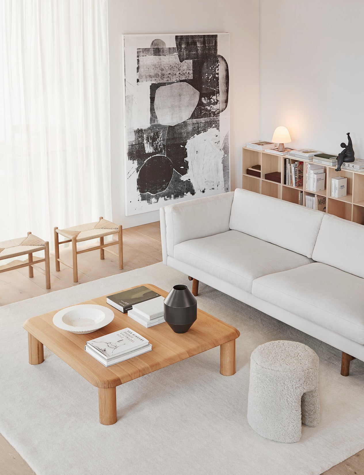 Islets Table 110x110 cm