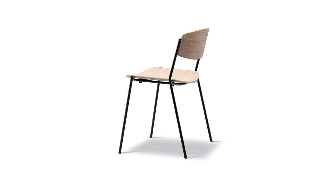 Lynderup Chair