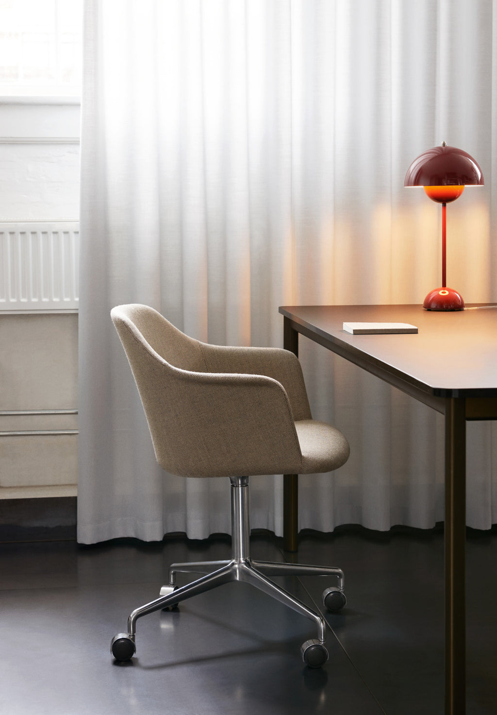Drip Table 140x80cm HW58
