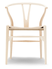 CH24 Wishbone chair