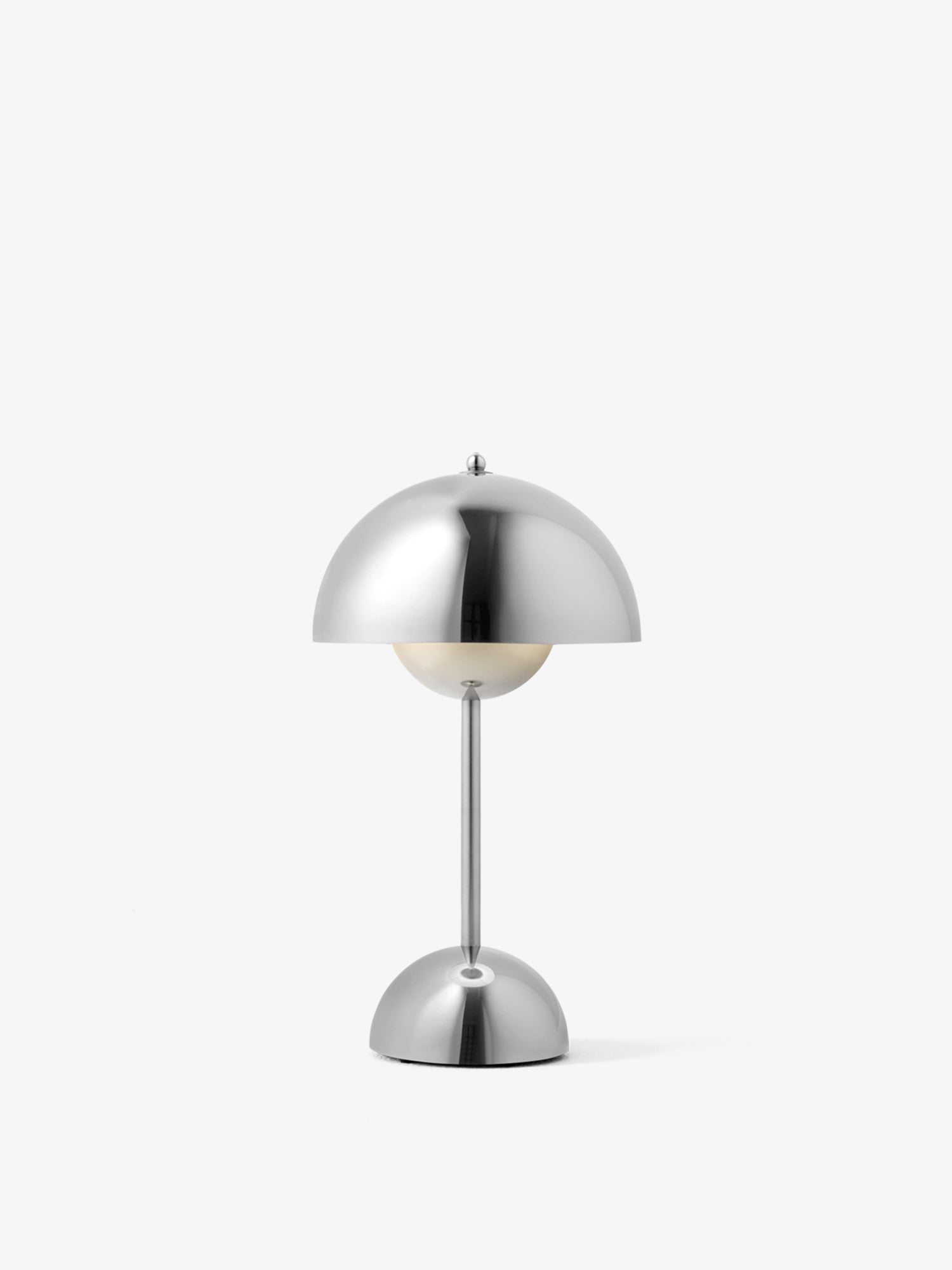Flowerpot VP9 Portable Table Lamp