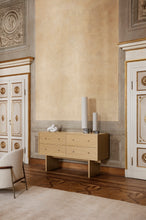 Private Sideboard