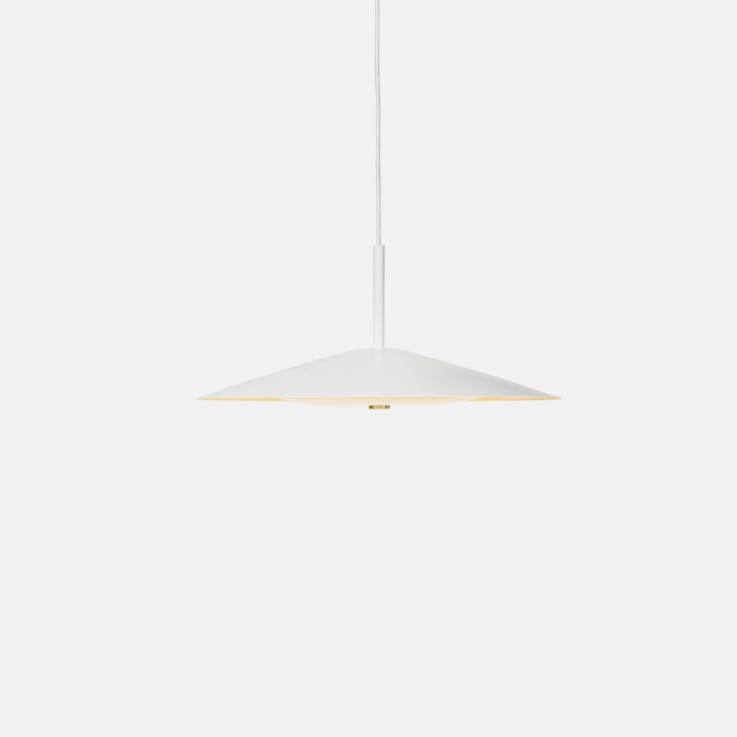 Broad Pendant 500dia