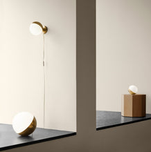 VL Studio Wall Lamp