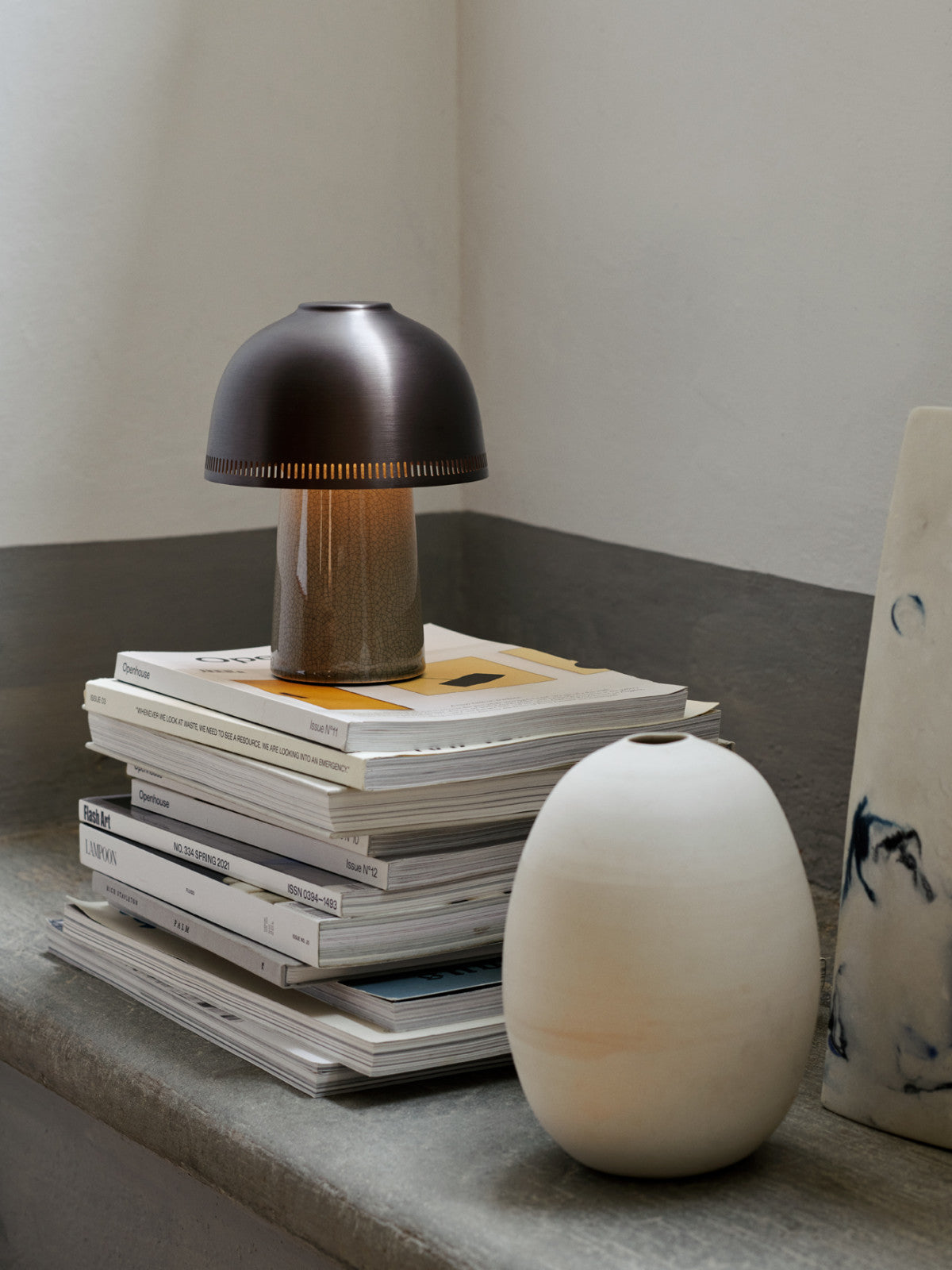 Raku SH8 Portable Lamp