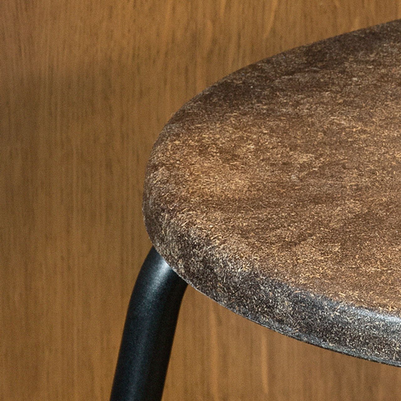 Earth Stool Backrest 74cm