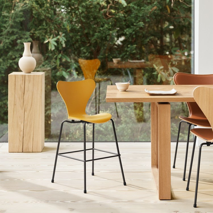 Essay Table 272x100cm