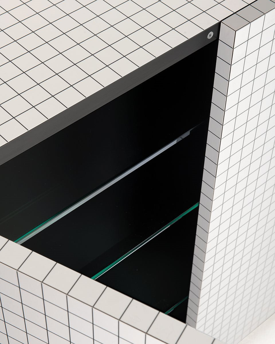 Quaderna Cupboard 757