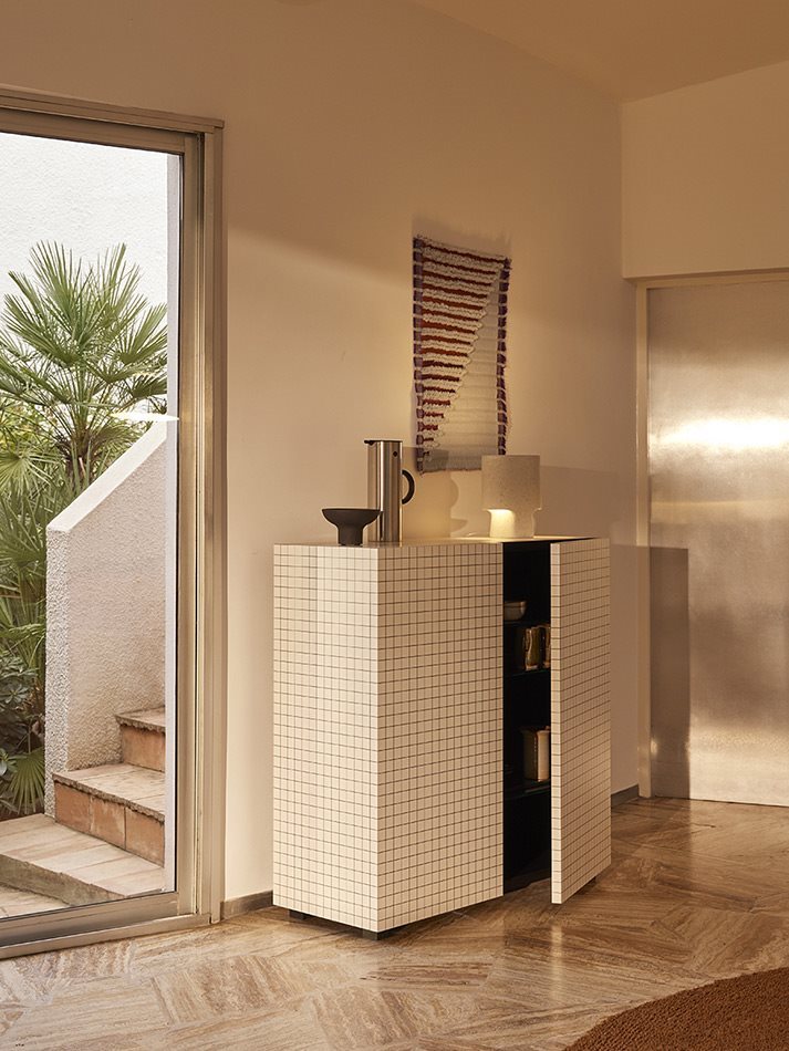 Quaderna Cupboard 757