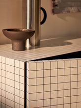 Quaderna Cupboard 757