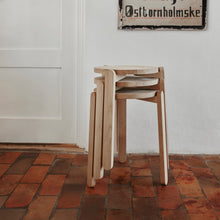 Nomad Stool