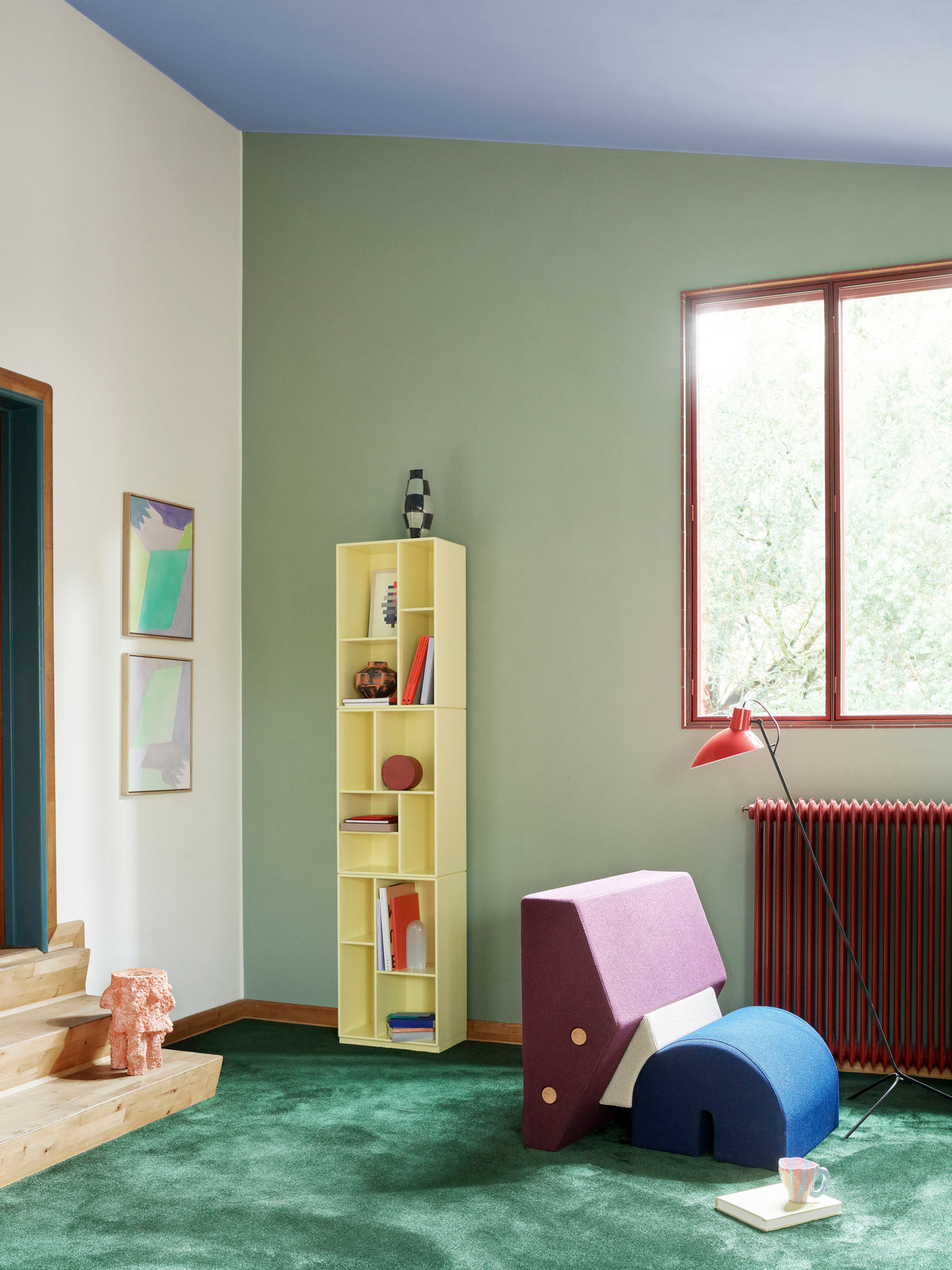 Montana LOOM slim bookcase