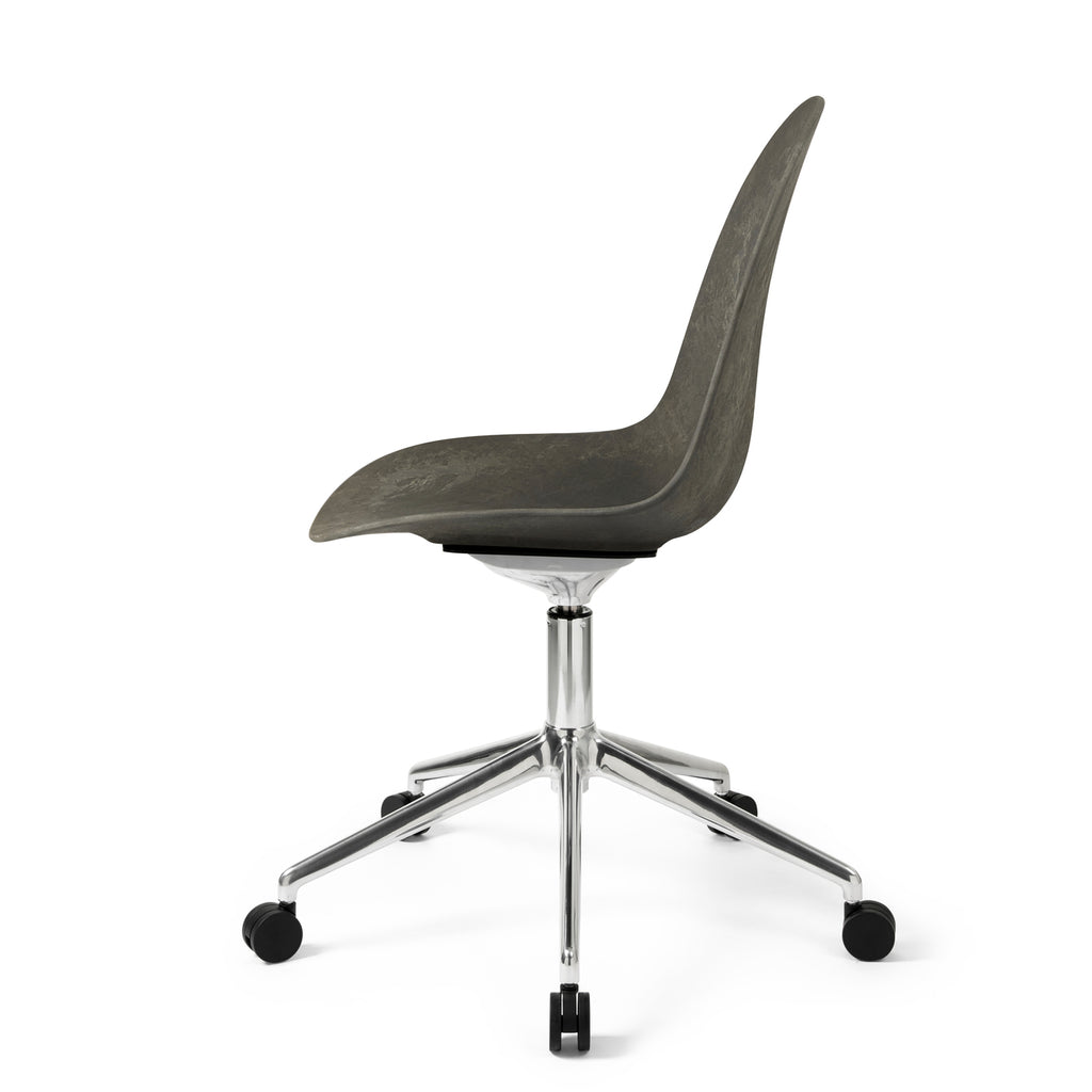 Eternity Swivel W/Castors Chair Polished
