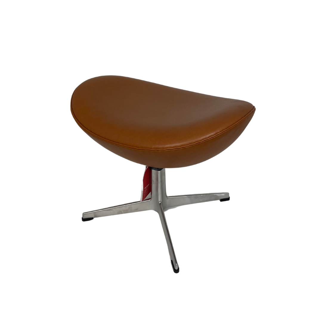 Egg Footstool Grace Leather by Fritz Hansen