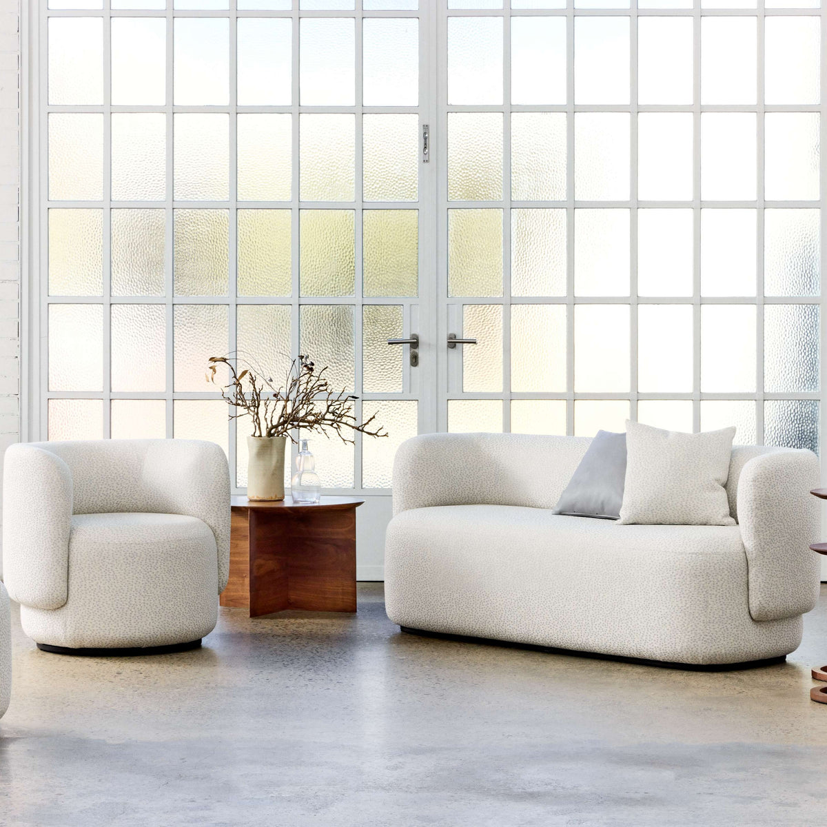 Mega Tulip 2 Seat Sofa Low Back