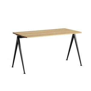 Pyramid Desk 01