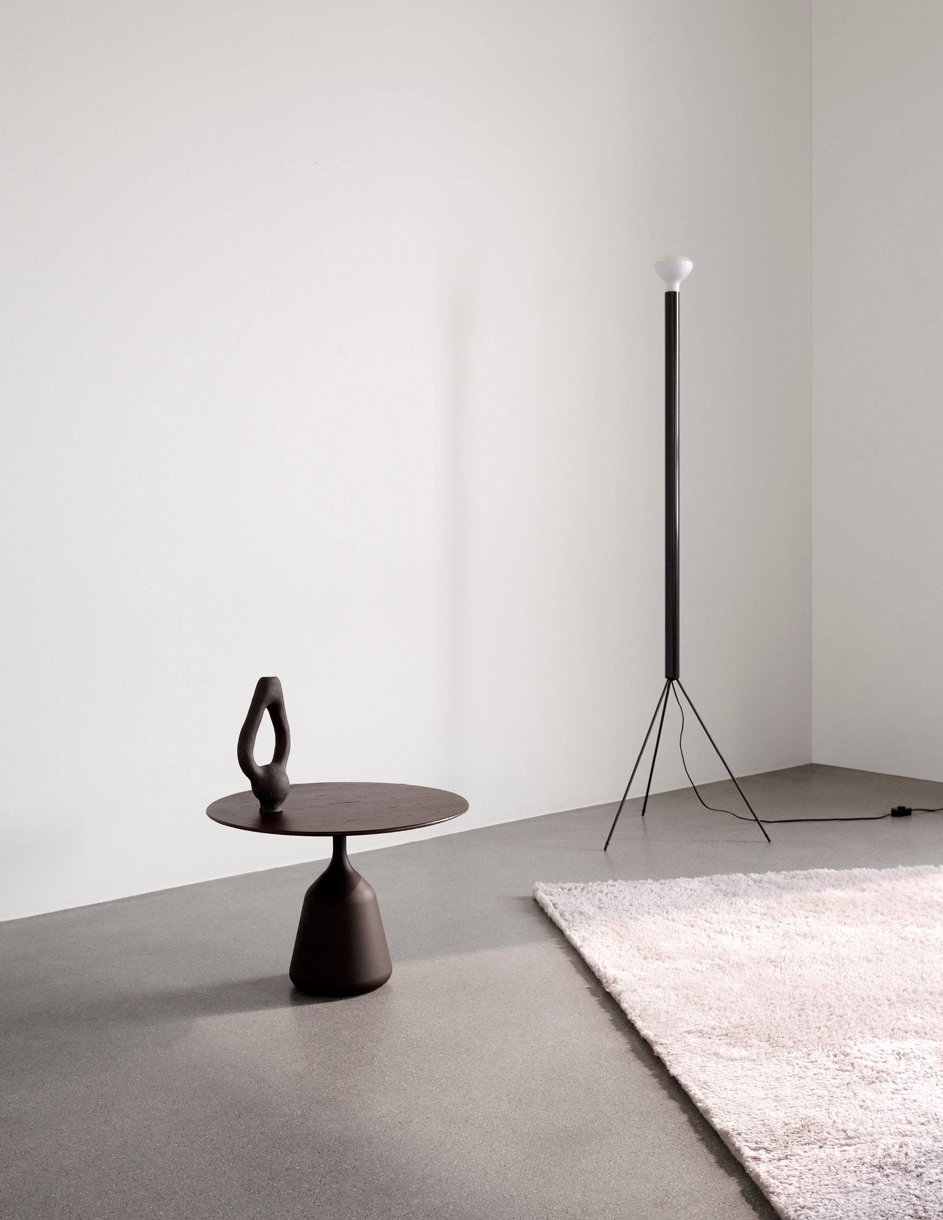 Coin Side Table, High, Laminate