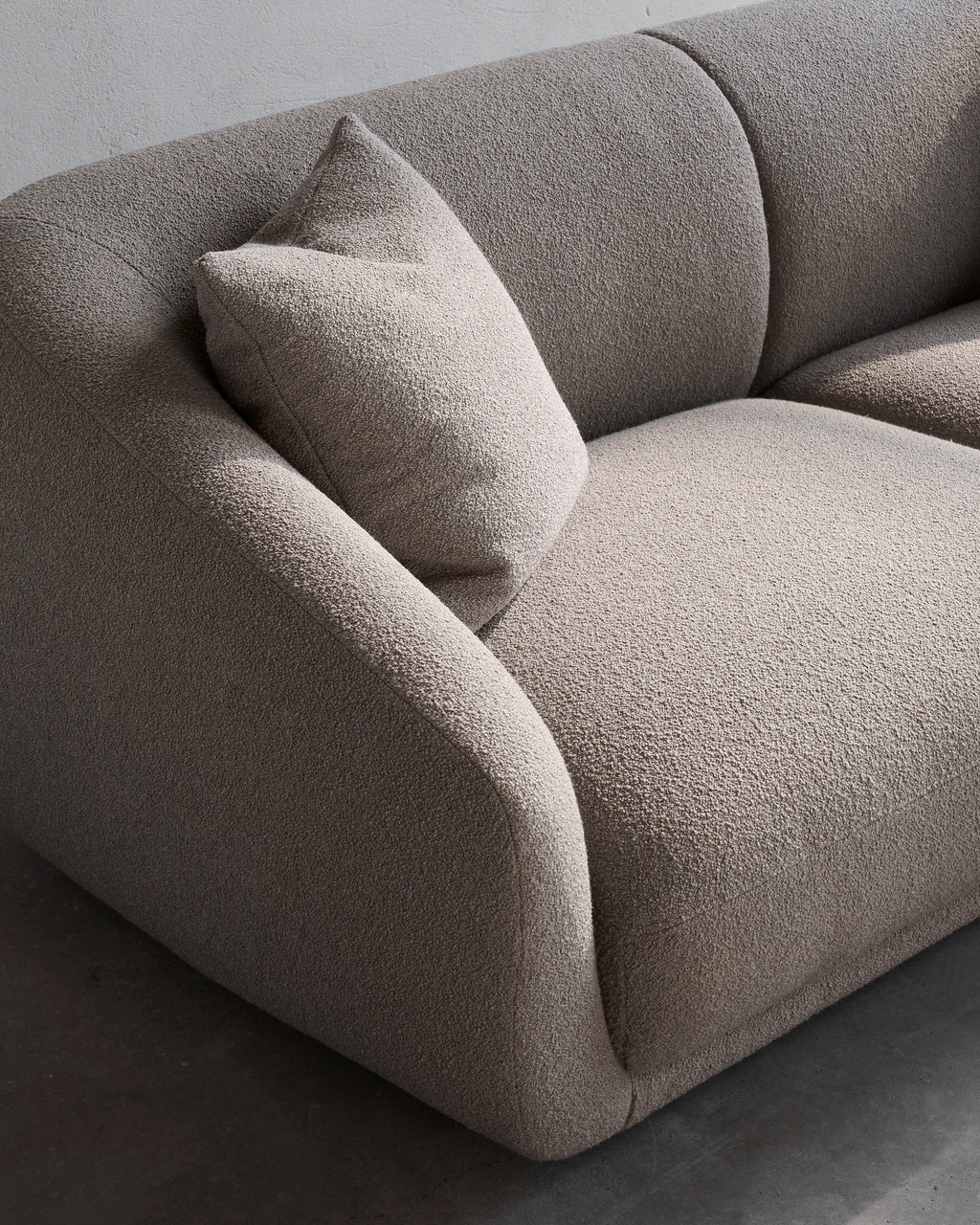 Montholon Sofa - 2.5 Seater