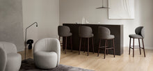 Ovata Bar Stool