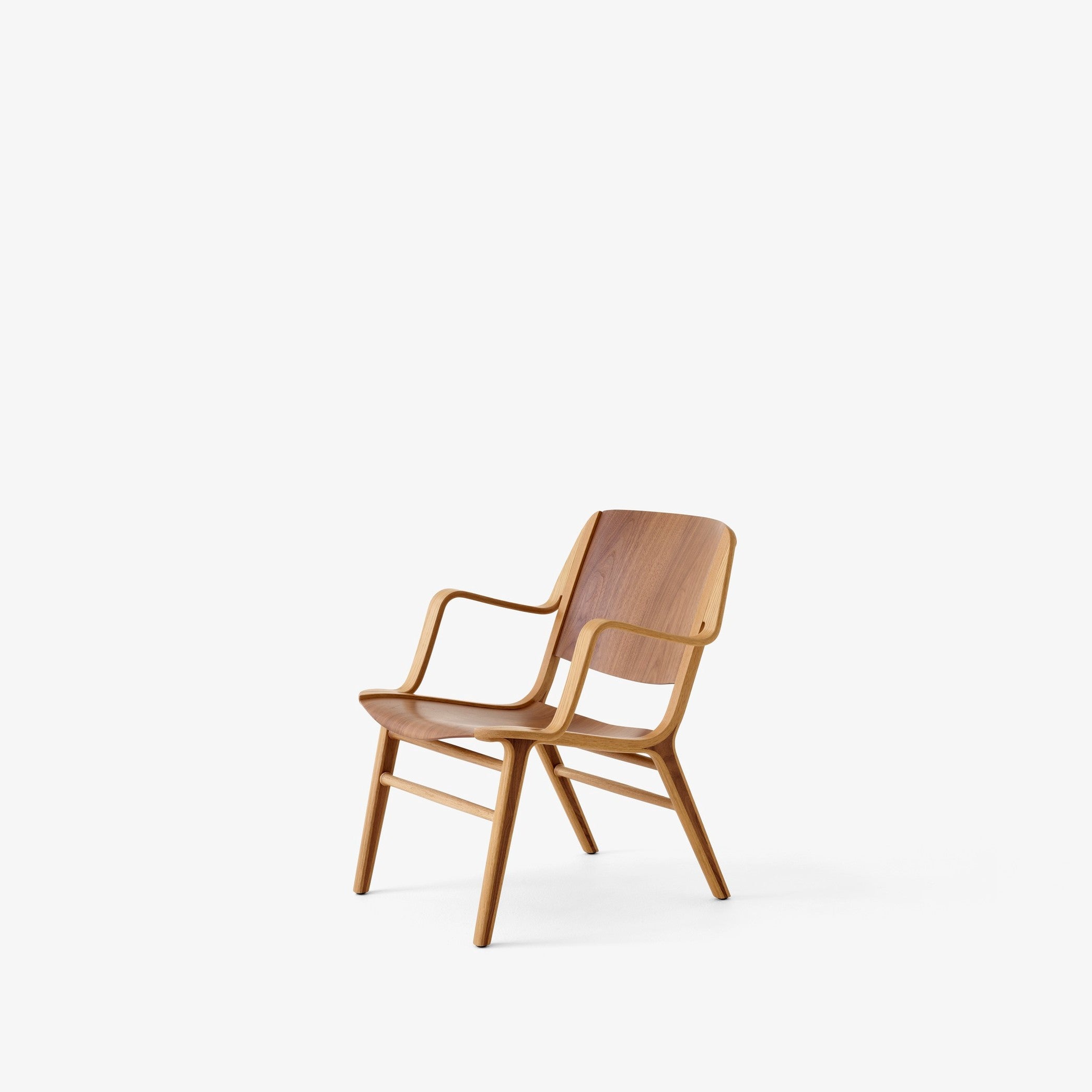 AX Lounge Chair HM11, With Armrest