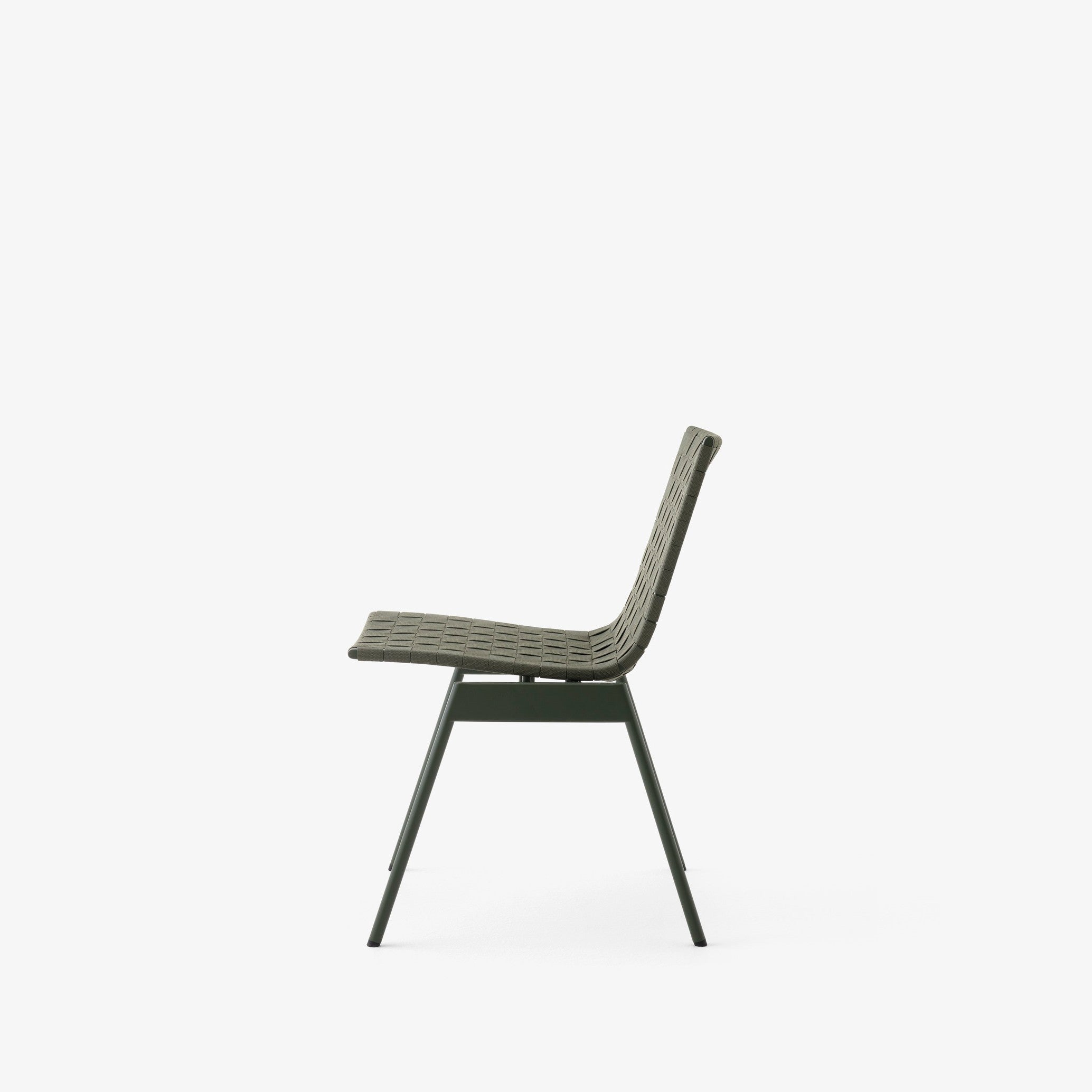 Ville Outdoor Sidechair AV33
