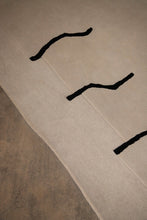 Chillida Gravit. Tinta 1996 210x300 cm