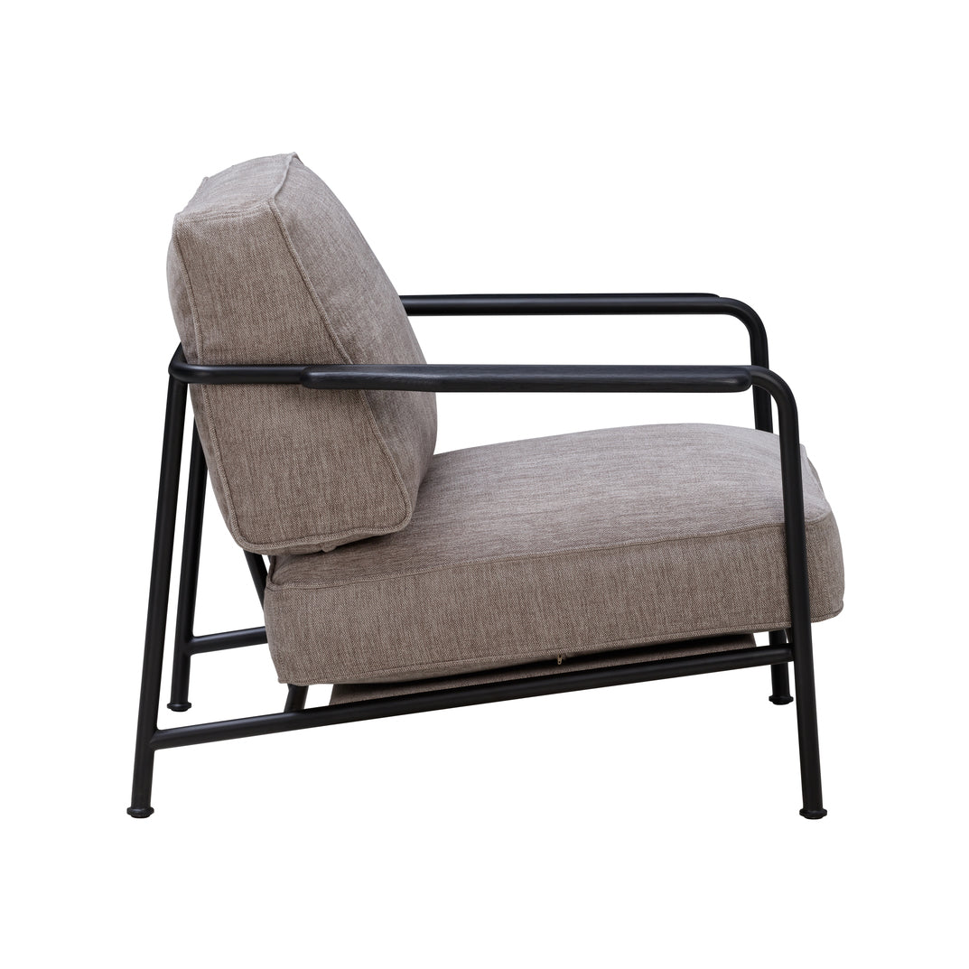 Aero Chair, Medium