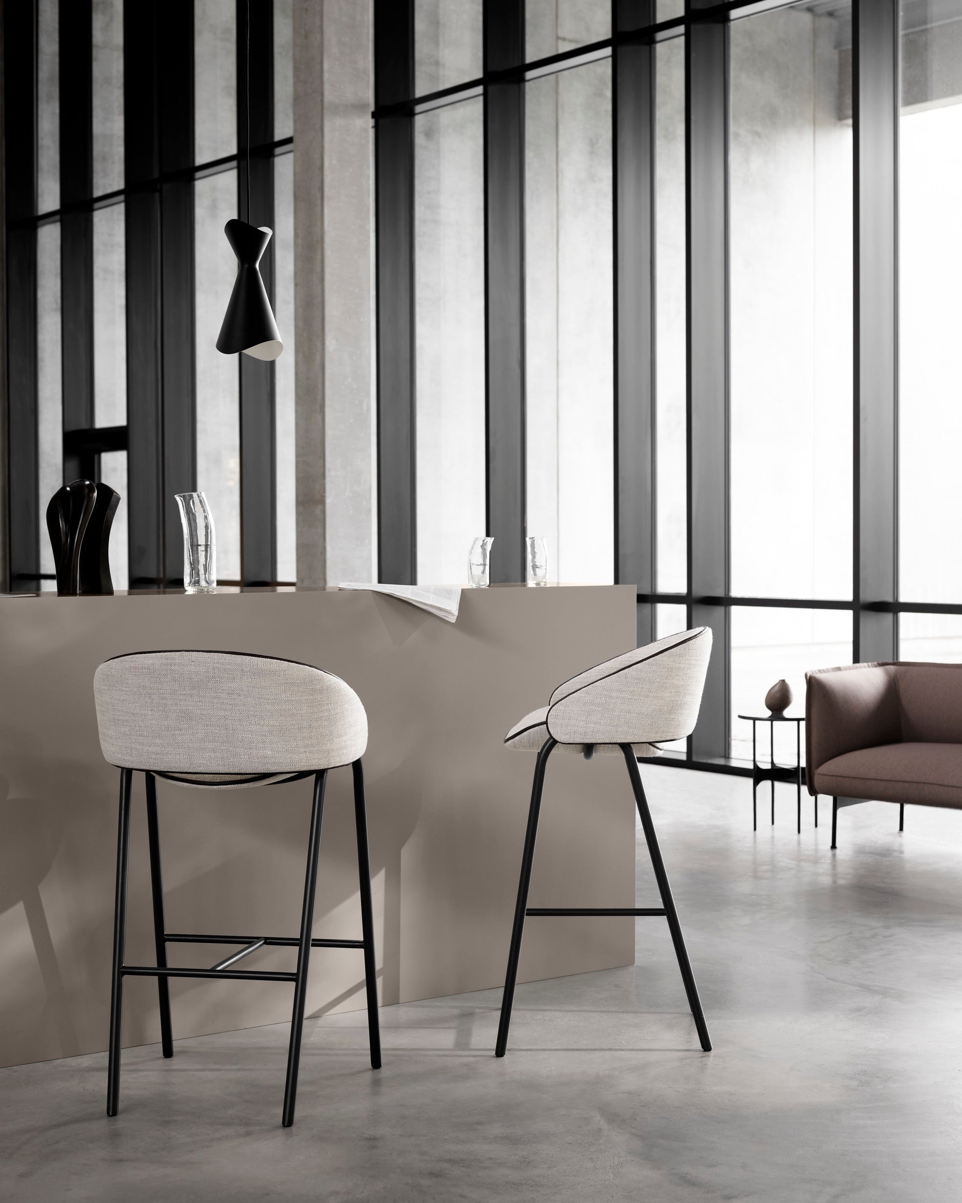 Folium Dining Chair with Leather Pipping