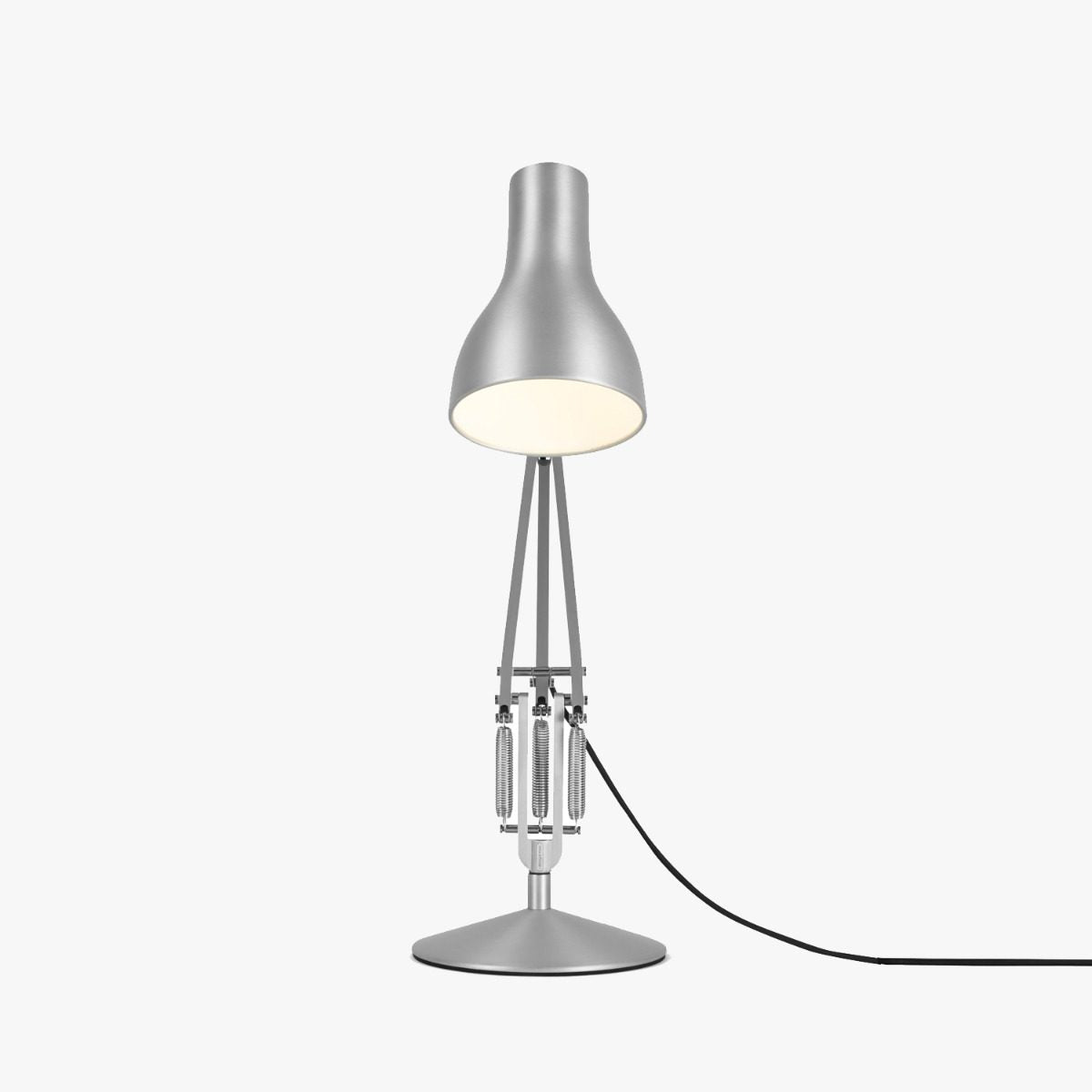 Type 75 Desk Lamp