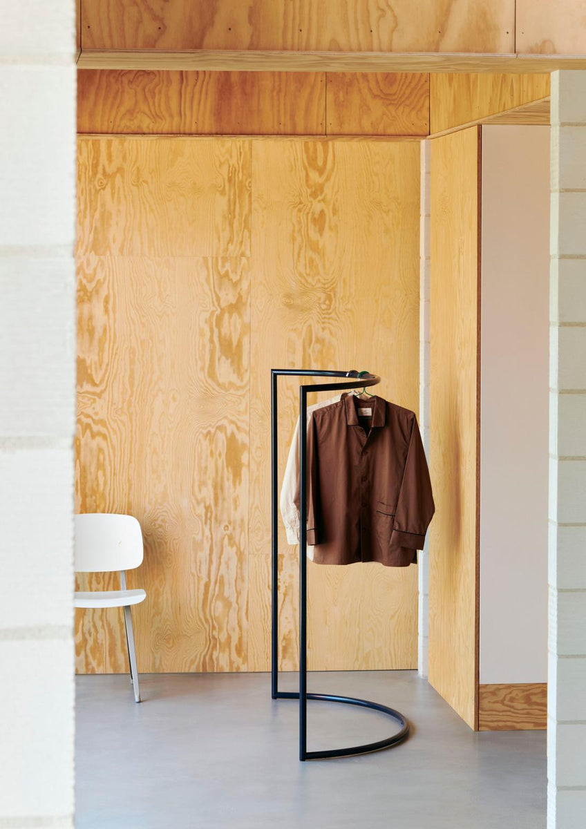 Colour Rack C-Shape – Cult - Design First