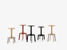 Massif AV39 Counter Stool