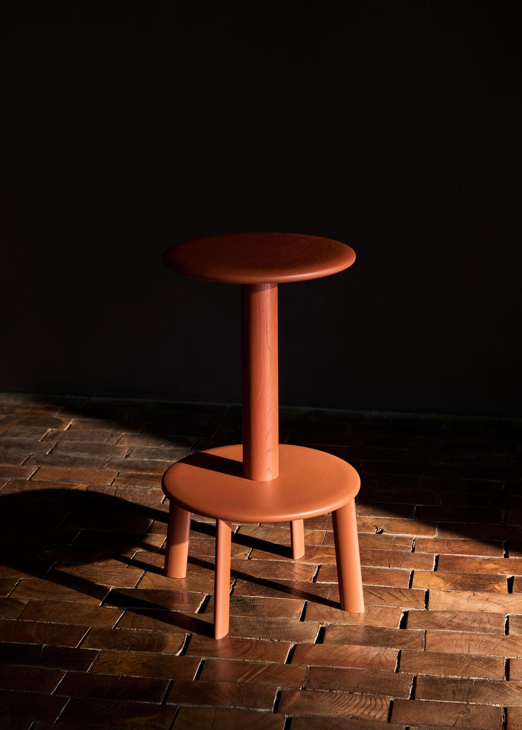 Massif AV39 Counter Stool