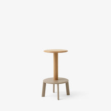 Massif AV39 Counter Stool