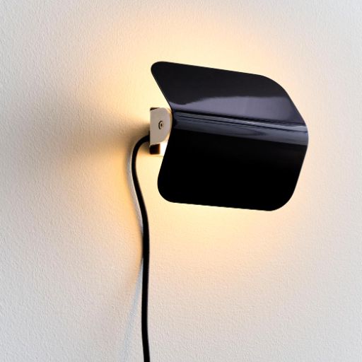 Apex Wall Lamp