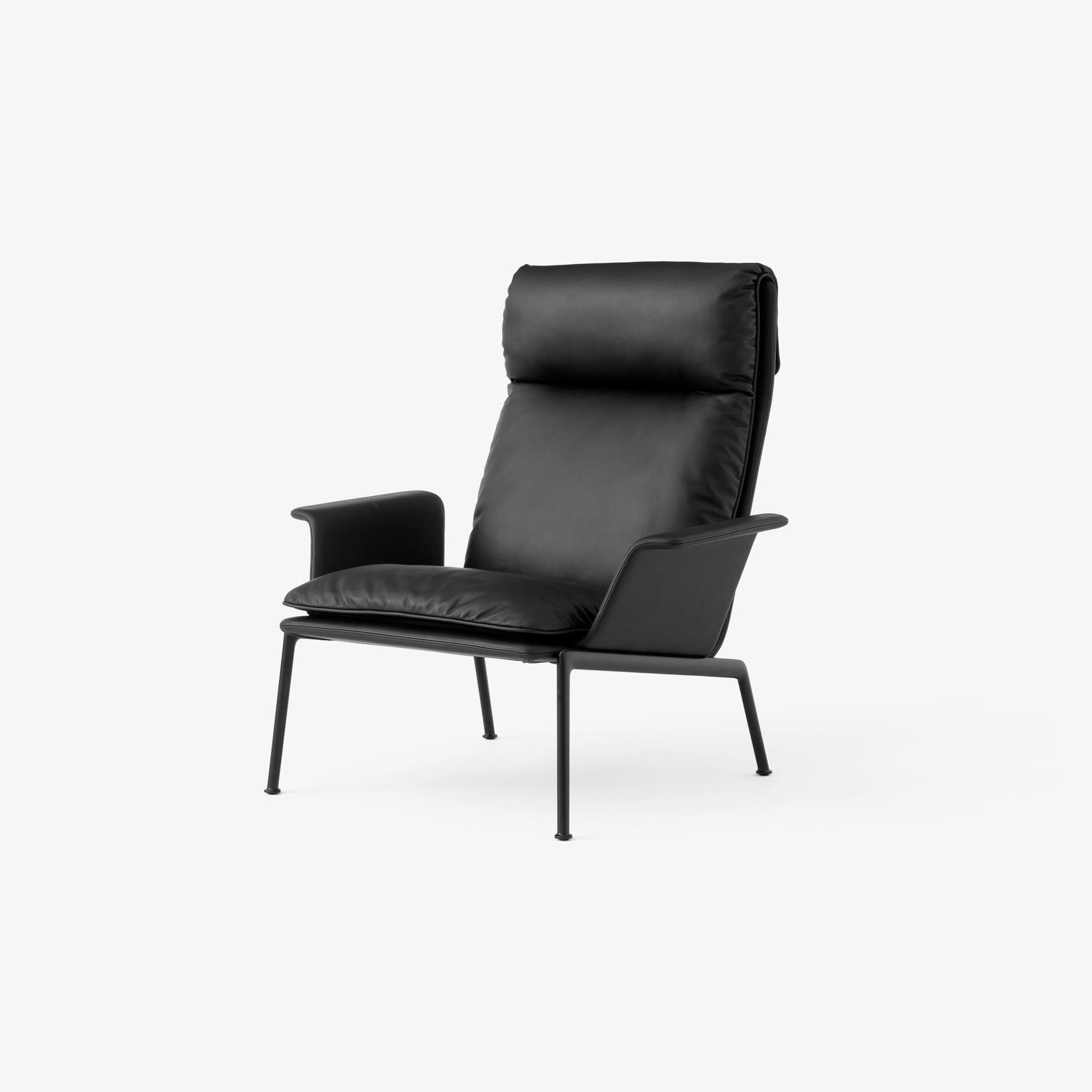 Muno LN17 High Back Lounge Chair with Arms