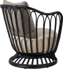 Gubi Grace Outdoor Lounge Chair