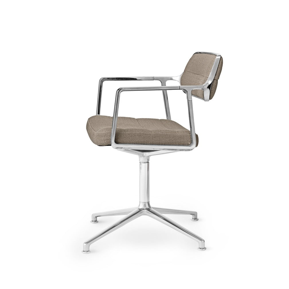 Vipp453 Swivel Chair
