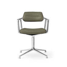 Vipp453 Swivel Chair